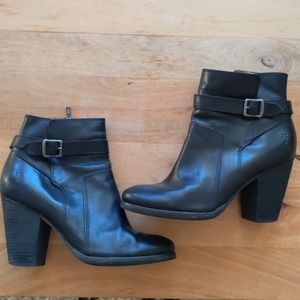 FRYE Patty Riding Boots all leather